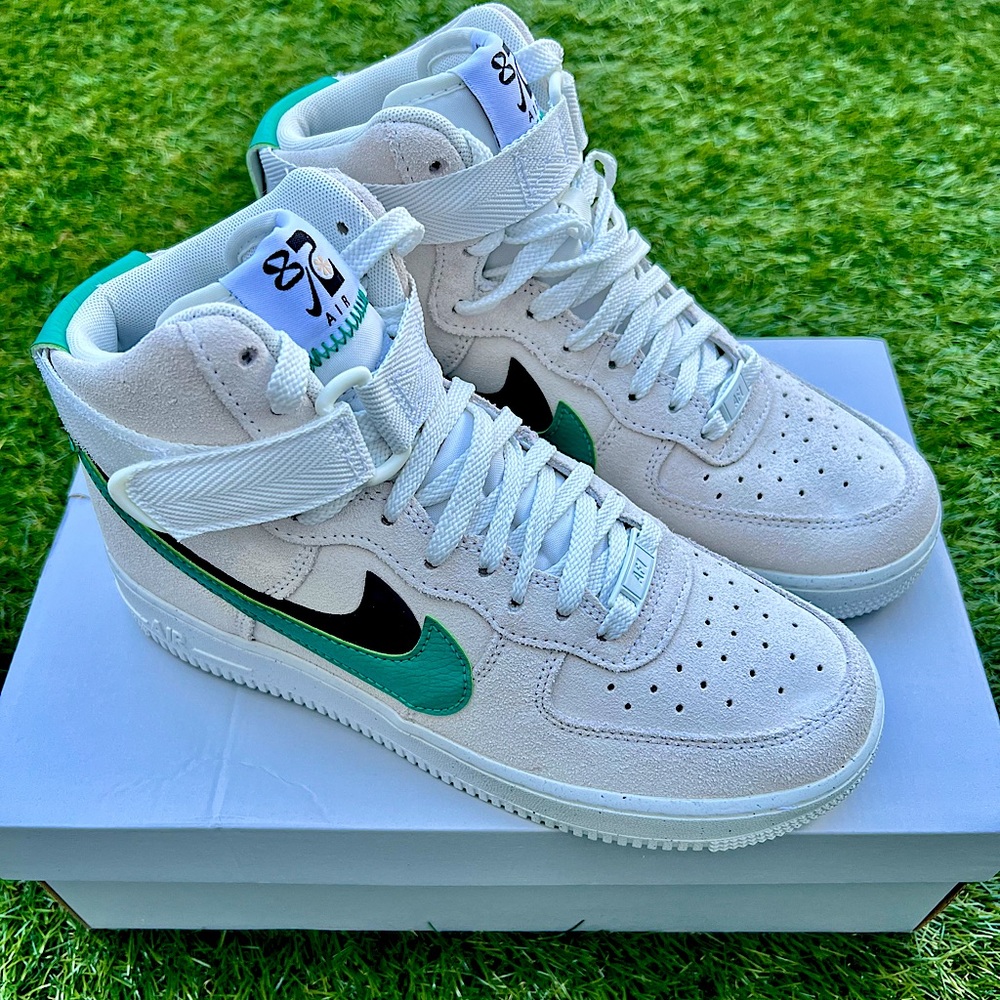 Women’s Air Force Ones High Top SE Nike Sneakers Size 8